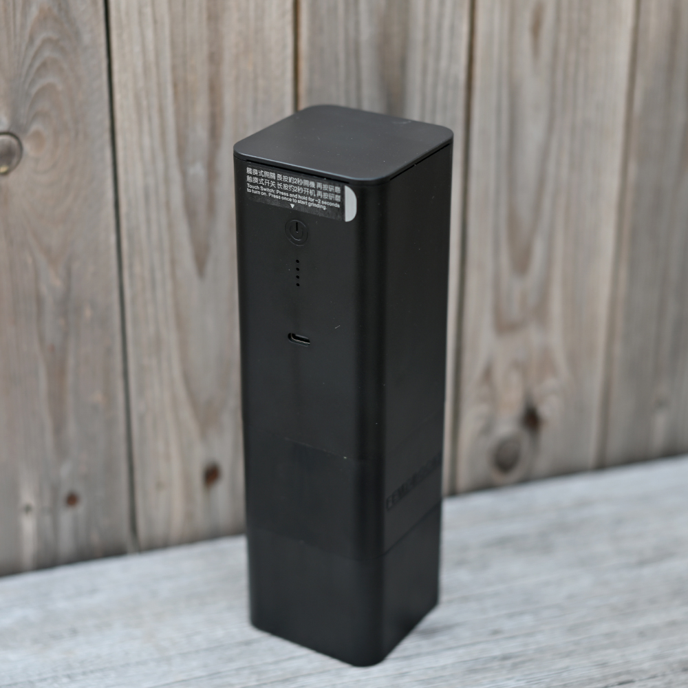 Top view of the FEMOBOOK A2 electric coffee grinder