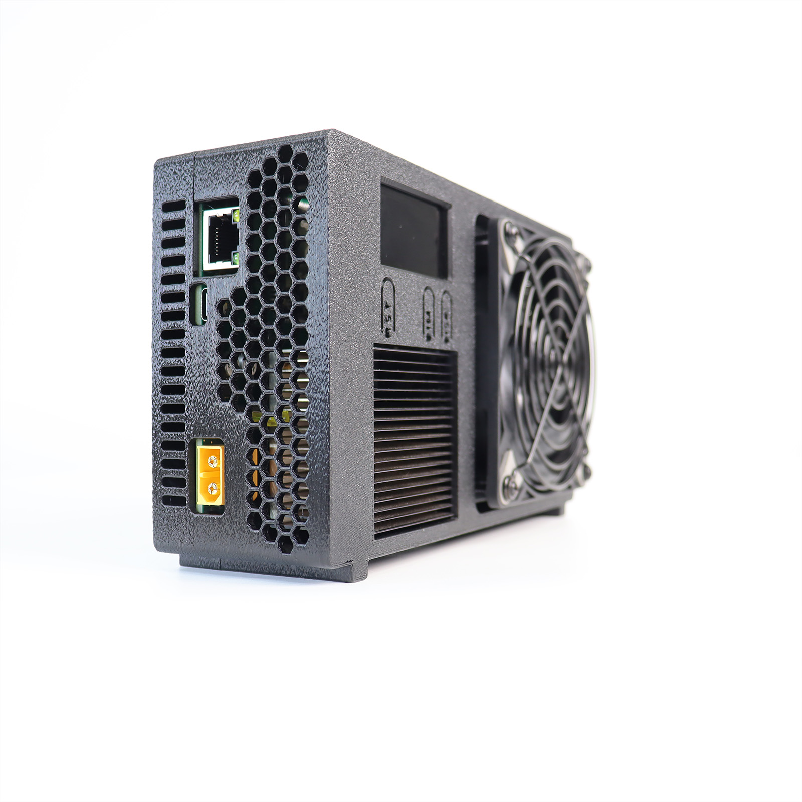 Luckyaxe B131 crypto miner showing hash rate specs