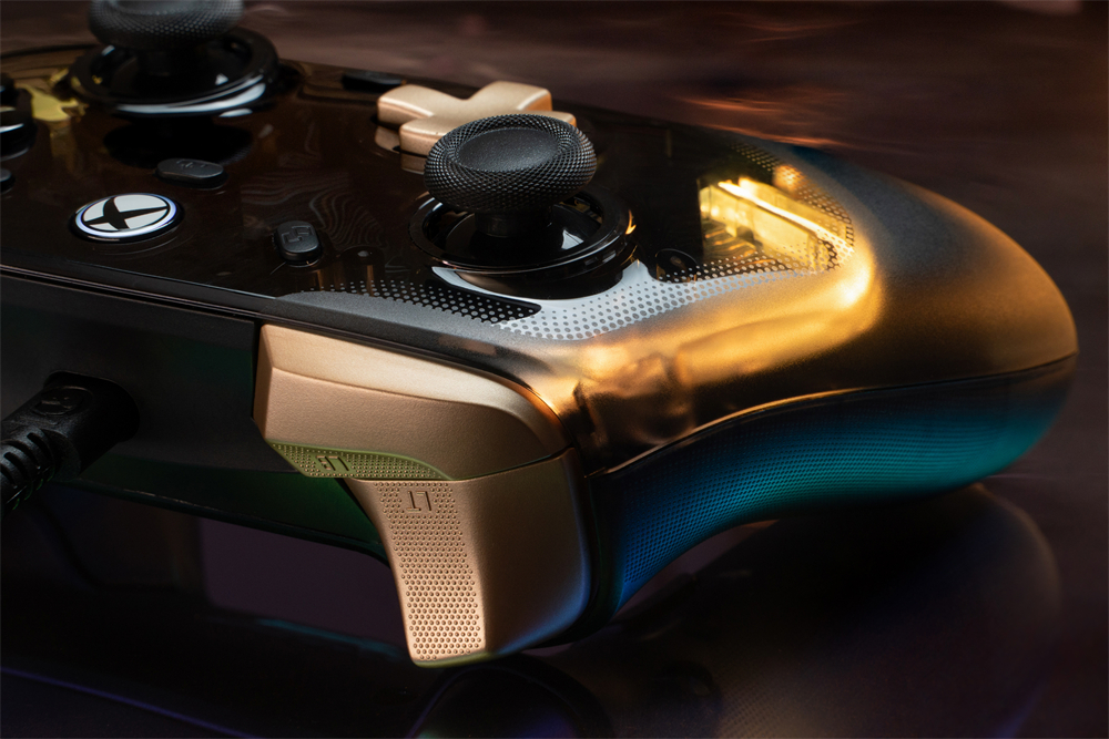 Ergonomic grip design with texture