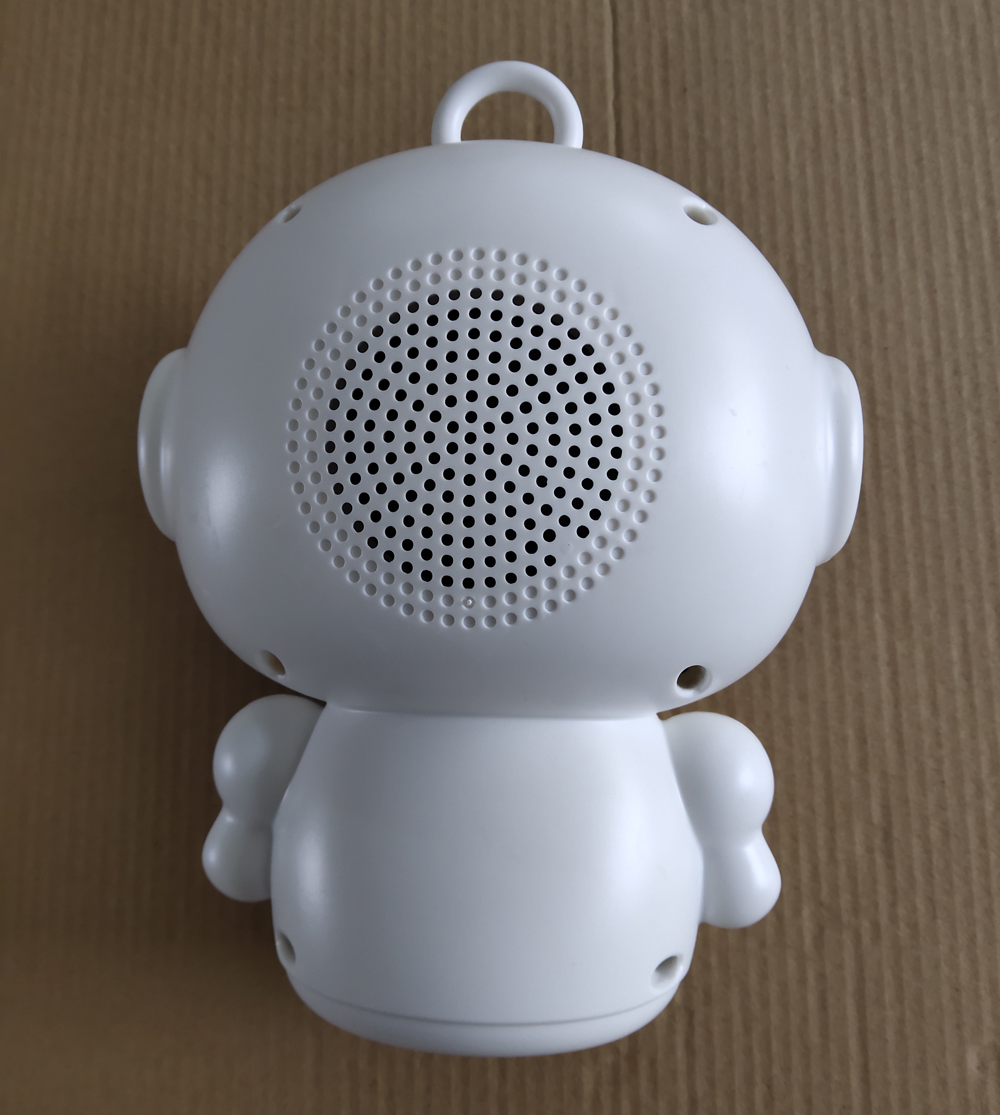 Smart AI robot packaging box and product