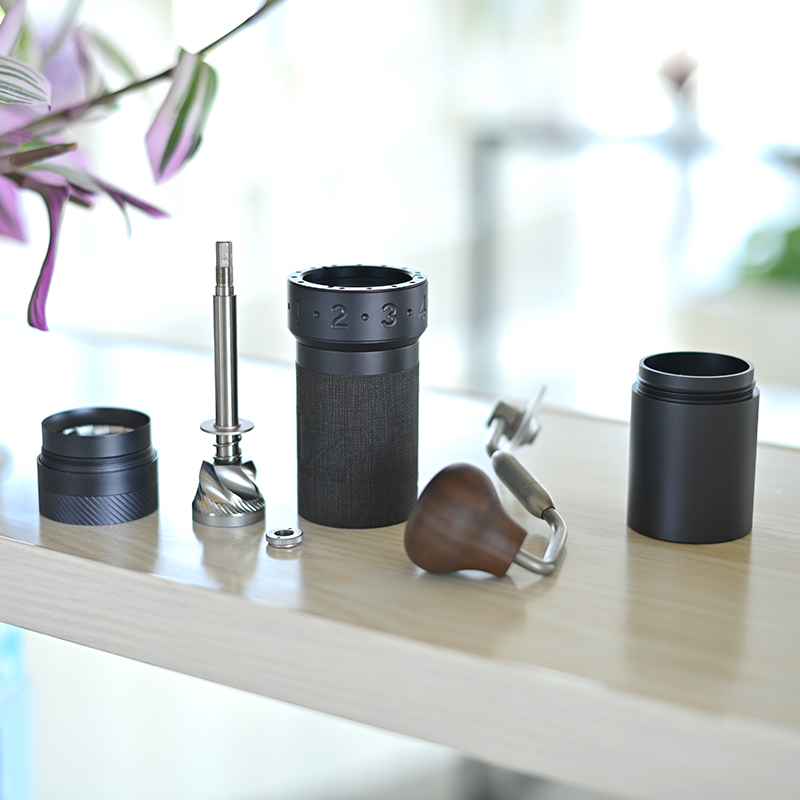 1Zpresso ZP6 S manual coffee grinder cleaning brush